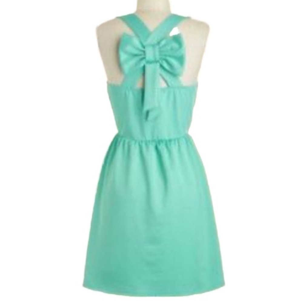 Bow Back Dress Lg